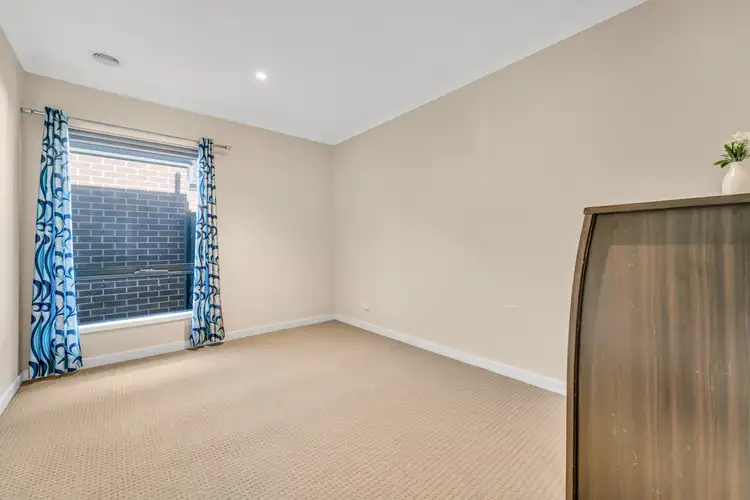 Sixth view of Homely house listing, 10 Rouge Way, Craigieburn VIC 3064
