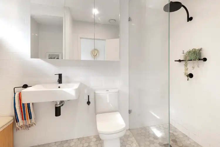 Sixth view of Homely apartment listing, 9/127 Queenscliff Road, Queenscliff NSW 2096