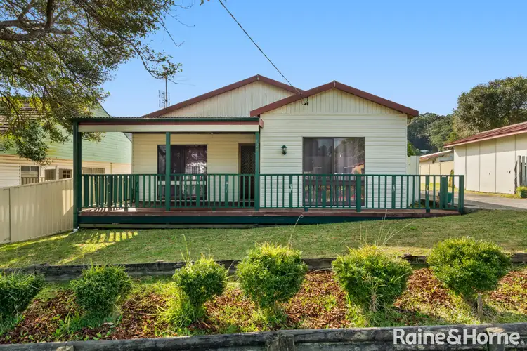 Main view of Homely house listing, 128 Wells Street, Springfield NSW 2250
