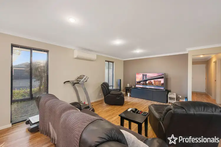 Fourth view of Homely house listing, 5 Wanda Circle, Wandina WA 6530
