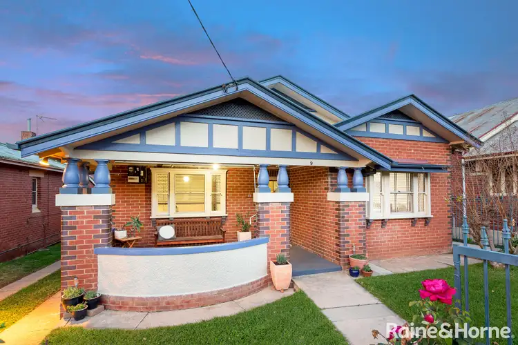 9 Edmondson Street, Turvey Park NSW 2650