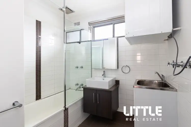 Fourth view of Homely apartment listing, 5/249 Victoria Street, Brunswick VIC 3056