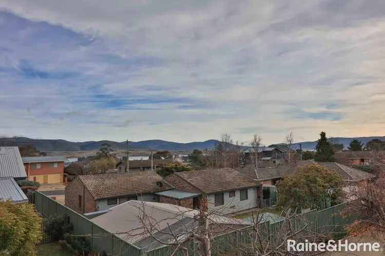 2/27 Ingebyra Street, Jindabyne NSW 2627