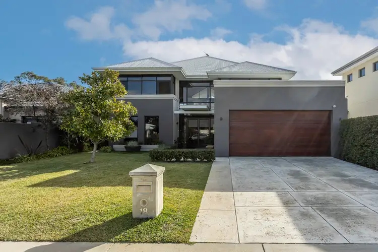 18 Tyne Crescent, Wanneroo WA 6065