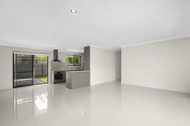 6 Sigatoka Place, Clear Island Waters QLD 4226