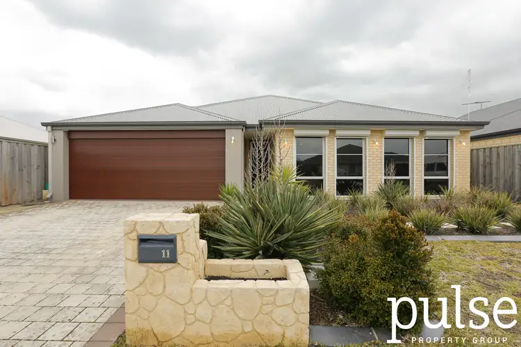 11 Catseye Crescent