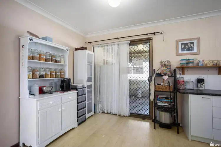 Fifth view of Homely house listing, 1 Ainsley Court, Camillo WA 6111