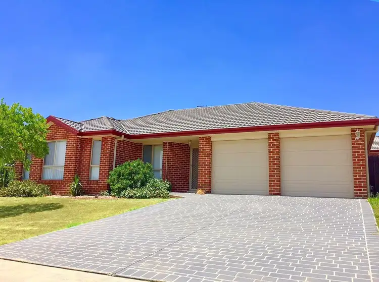 2/5 Trellis Court, East Branxton NSW 2335