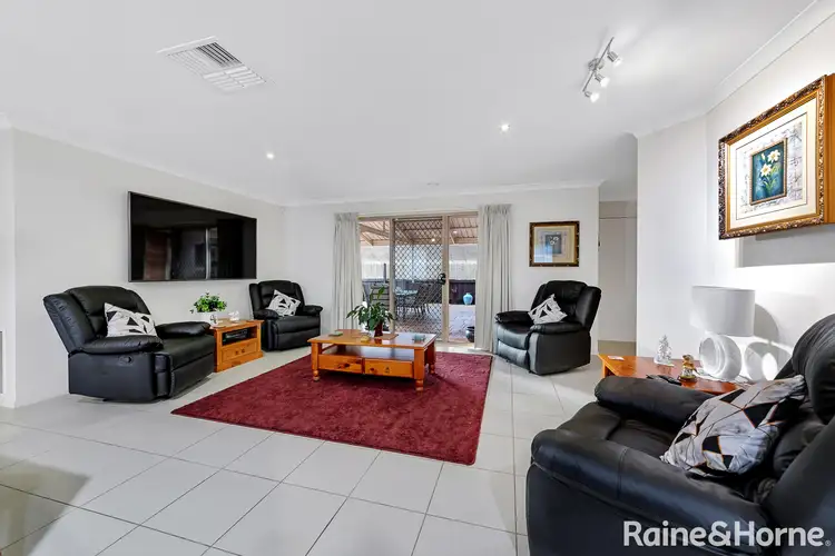 Fifth view of Homely house listing, 3 Cleopatra Drive, Cranbourne VIC 3977