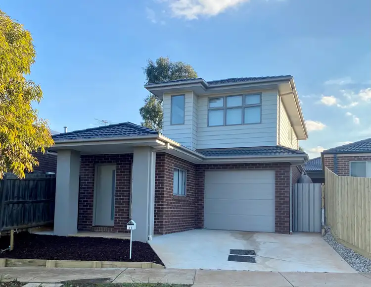 15 Peter Pan Crescent, Kurunjang VIC 3337