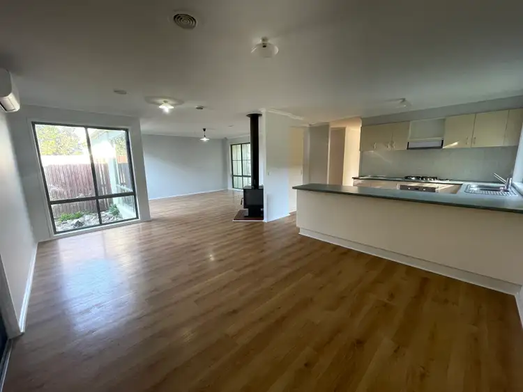 Fifth view of Homely house listing, 25 Maple Place, Craigieburn VIC 3064