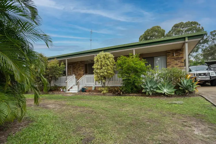 92 Lauren Street, Urangan QLD 4655