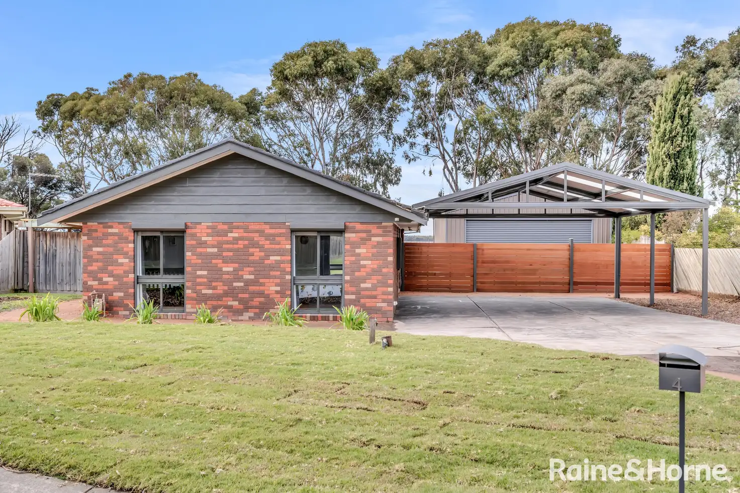 Main view of Homely house listing, 4 Portmarnock Court, Sunbury VIC 3429