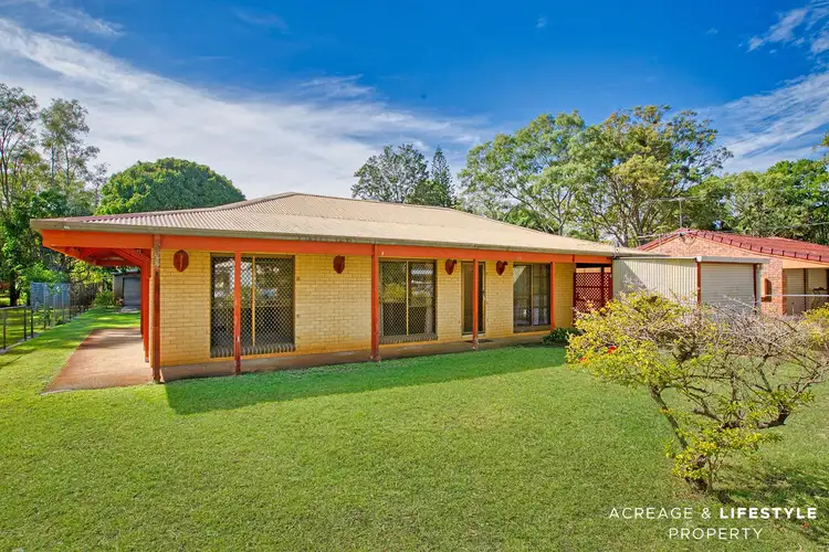 29 First Avenue, Beachmere QLD 4510