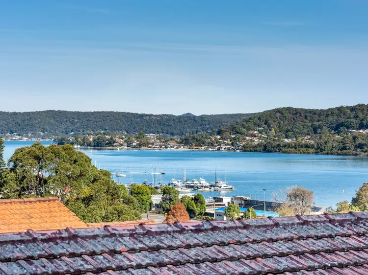 14/3 Joseph Lloyd Close, Gosford NSW 2250