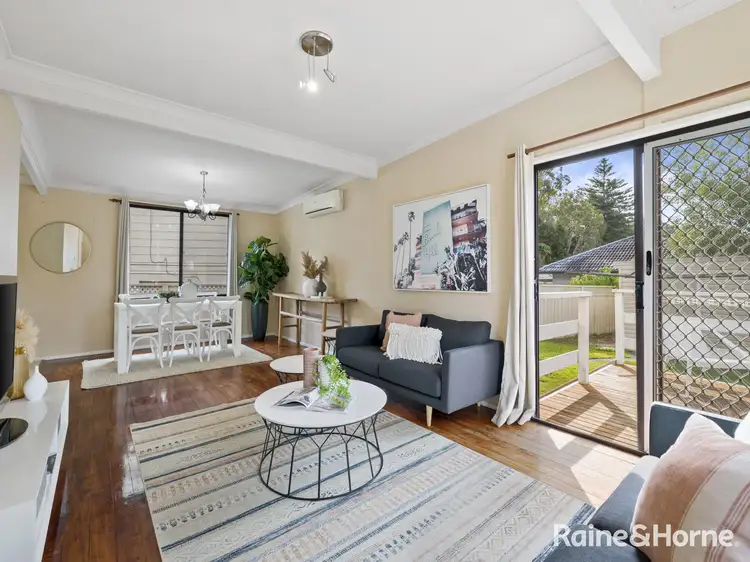 Fourth view of Homely house listing, 39 Golden Avenue, Point Clare NSW 2250