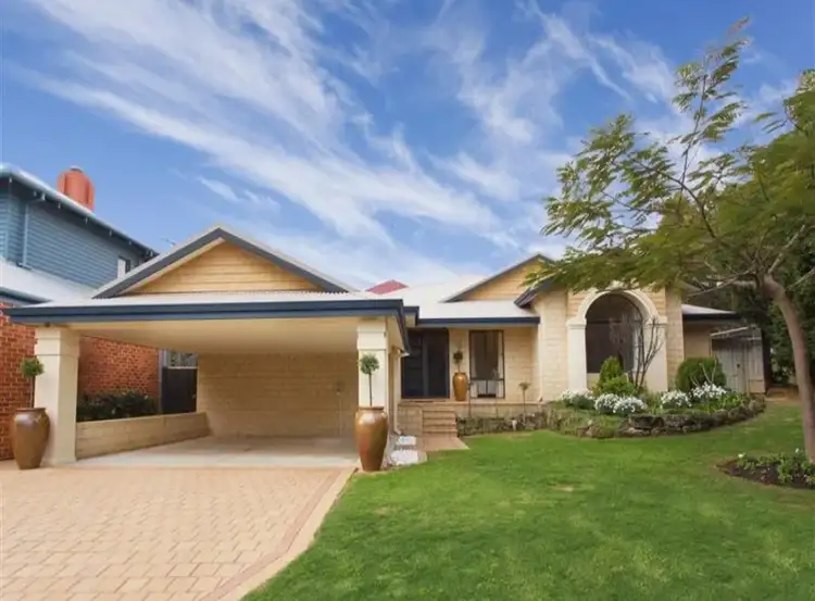 30 Jacaranda Avenue