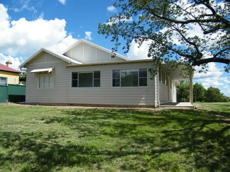 6 North Avenue, Quirindi NSW 2343