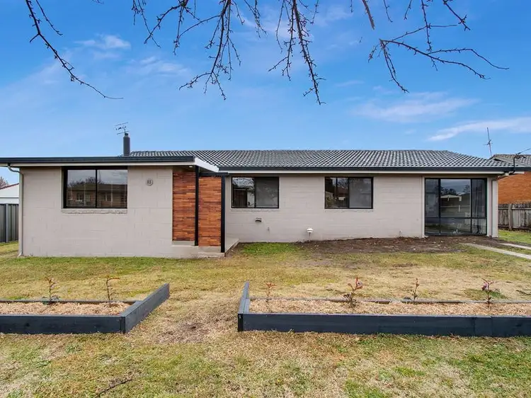 11 O'DONNELL AVENUE, Guyra NSW 2365