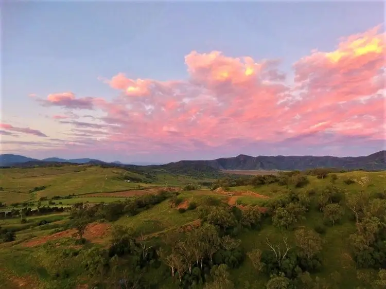 "Valley Vista" 6 Lighthorse Parade, Segenhoe via, Scone NSW 2337