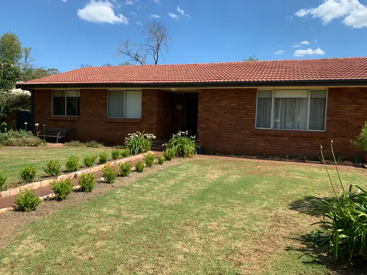 24 Bullinda Street, Dunedoo NSW 2844