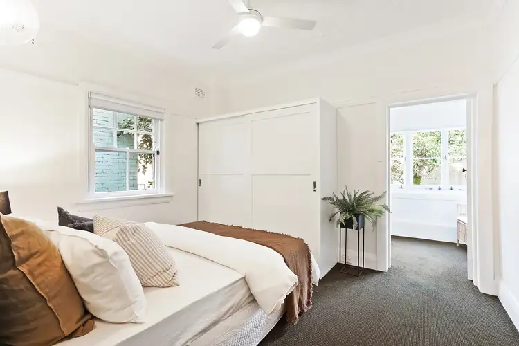 Third view of Homely apartment listing, 10/8b Hughes Street, Potts Point NSW 2011