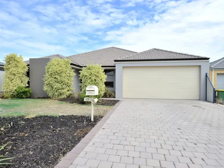 12 St Pierre Loop, Meadow Springs WA 6210