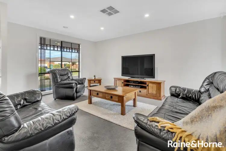 Sixth view of Homely house listing, 15 Charlesworth Crescent, Burnside VIC 3023