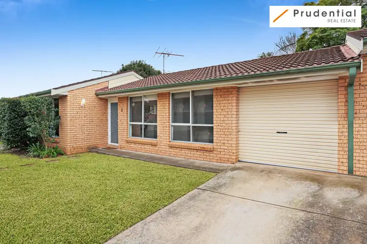 2/53 Woodland Road, St Helens Park NSW 2560