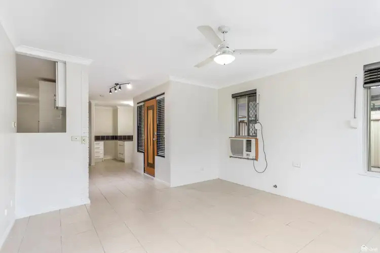 Sixth view of Homely house listing, 37 Chisholm Circle, Seville Grove WA 6112