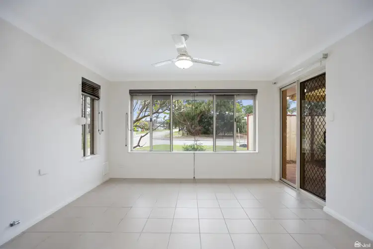Seventh view of Homely house listing, 37 Chisholm Circle, Seville Grove WA 6112