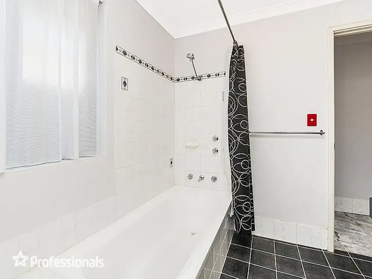 Fifth view of Homely house listing, 32 Jobson Loop, Brookdale WA 6112