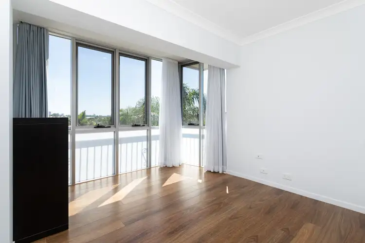 Fourth view of Homely unit listing, 5/21 St Leonards Street, Coorparoo QLD 4151