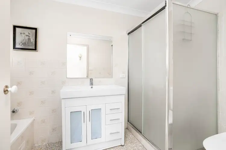 Fifth view of Homely house listing, 117 Washington Drive, Bonnet Bay NSW 2226