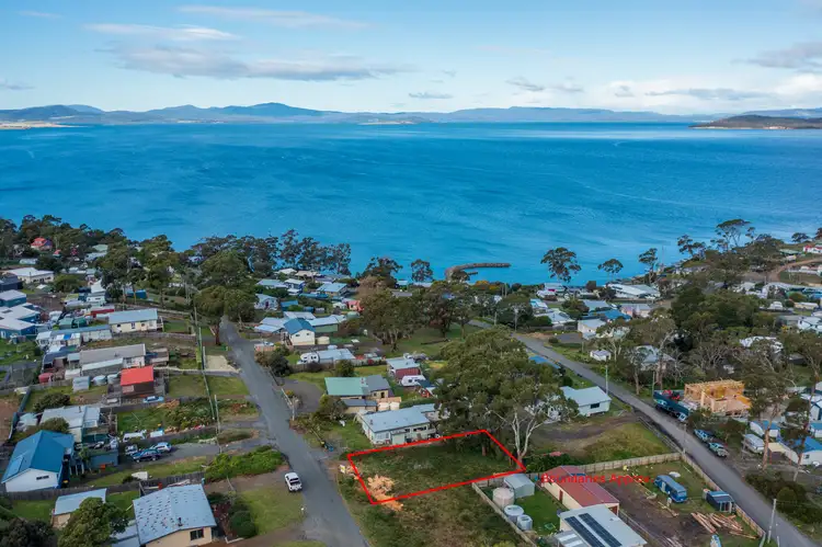 22 Broom Street, Primrose Sands TAS 7173