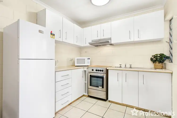 Second view of Homely unit listing, 2/116-118 Greenslopes Street, Edge Hill QLD 4870