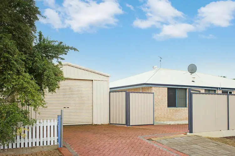 Second view of Homely house listing, 5 Parrot Way, Broadwater WA 6280