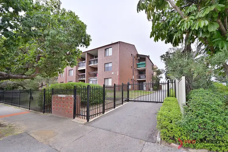 12/76 King George Street, Victoria Park WA 6100