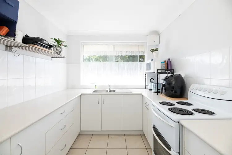 Fourth view of Homely apartment listing, 6/117 Clarence Road, Indooroopilly QLD 4068