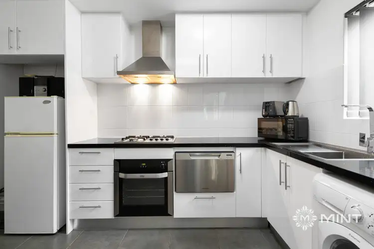 6/19 Coode Street, Fremantle WA 6160