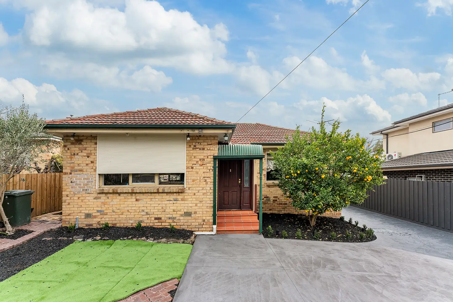 Main view of Homely unit listing, 1/133 Huntingdale Road, Oakleigh VIC 3166