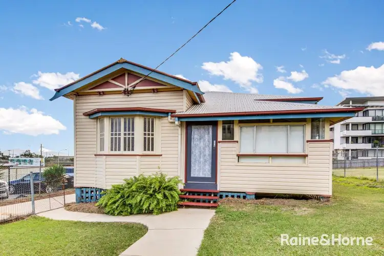 44 BRAMSTON STREET, Gladstone Central QLD 4680
