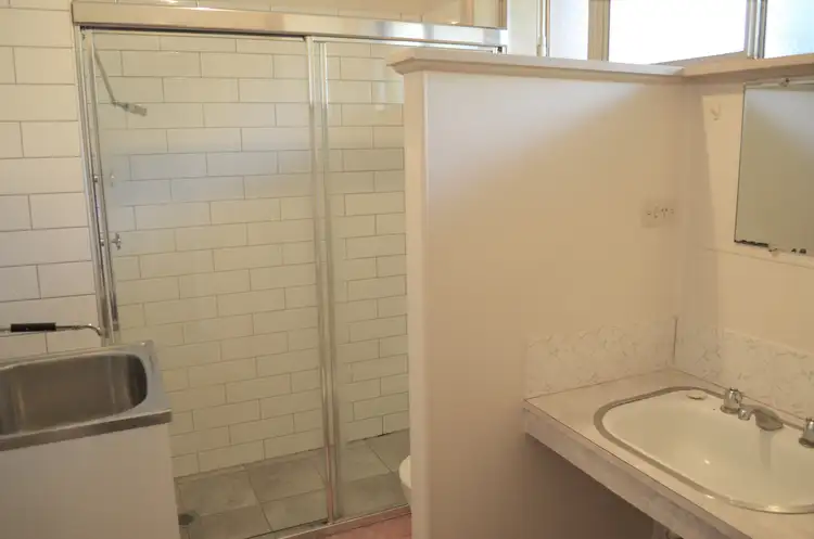 Fourth view of Homely unit listing, 1/1 Memagong Street, Young NSW 2594