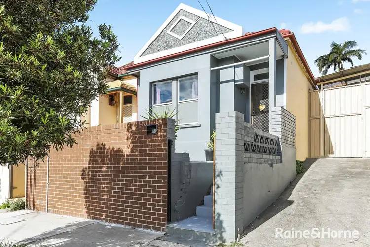 22 Wollongong Road, Arncliffe NSW 2205
