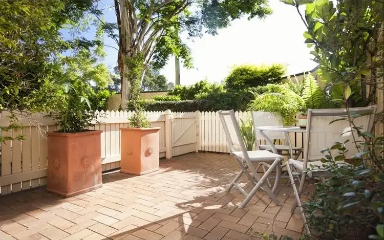 Main view of Homely apartment listing, 8/263 Gregory Terrace, Spring Hill QLD 4000