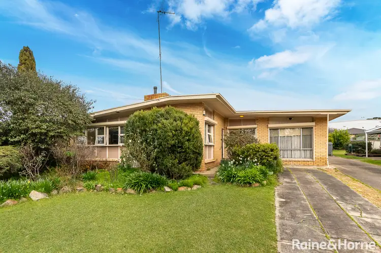 10 Albert Road, Mount Barker SA 5251
