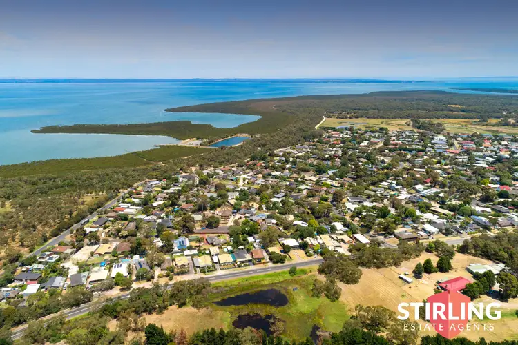 Fifth view of Homely house listing, 8 Eagle Court, Blind Bight VIC 3980