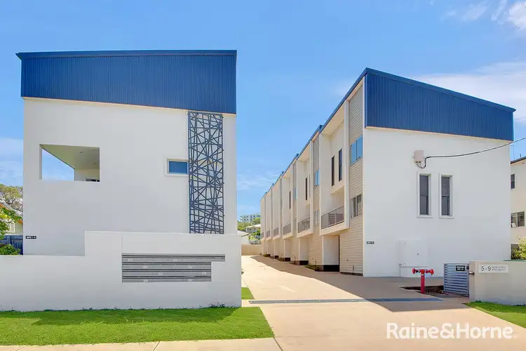 Main view of Homely unit listing, 11/7 VIEW STREET, West Gladstone QLD 4680