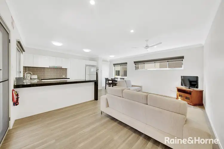 Fourth view of Homely unit listing, 11/7 VIEW STREET, West Gladstone QLD 4680