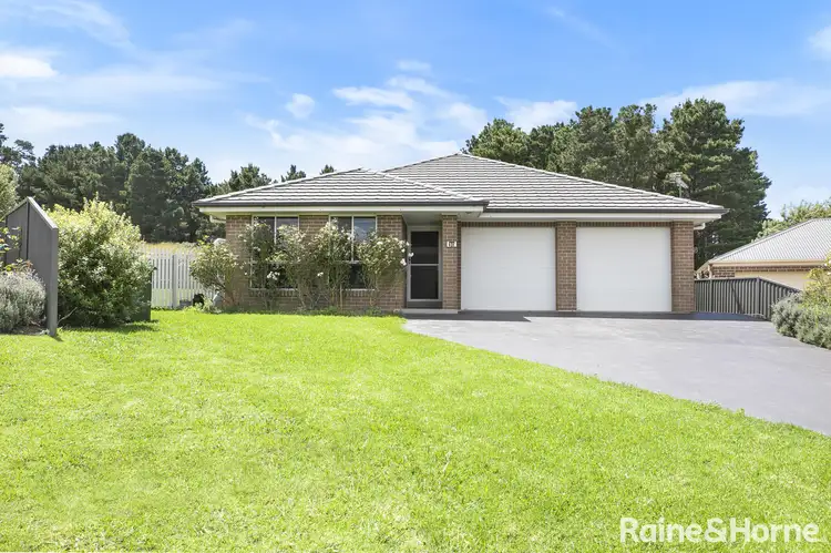 30 Napper Close, Moss Vale NSW 2577